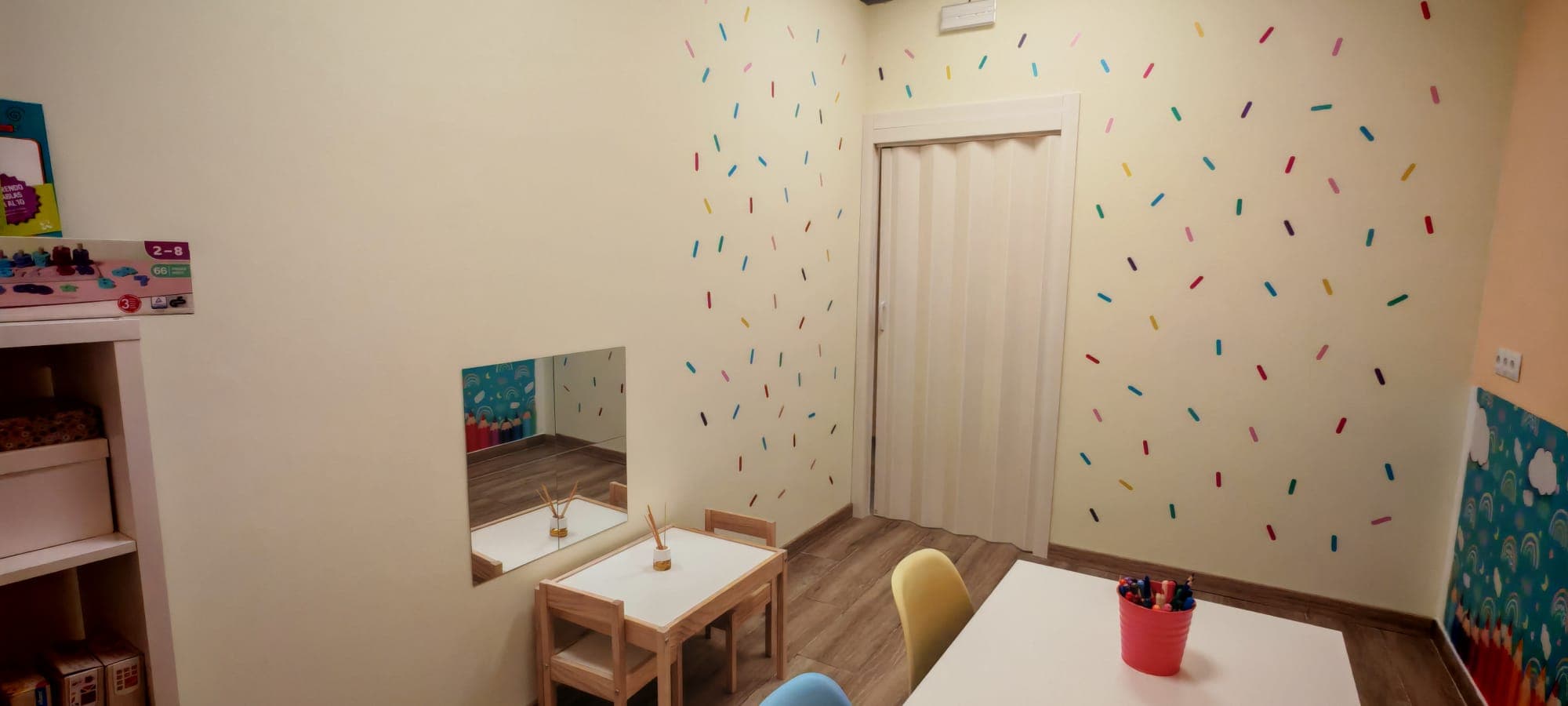 Sala de psicomotricidad con materiales